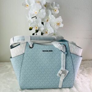 Michael kors jet set travel large logo chain  shoulder bag